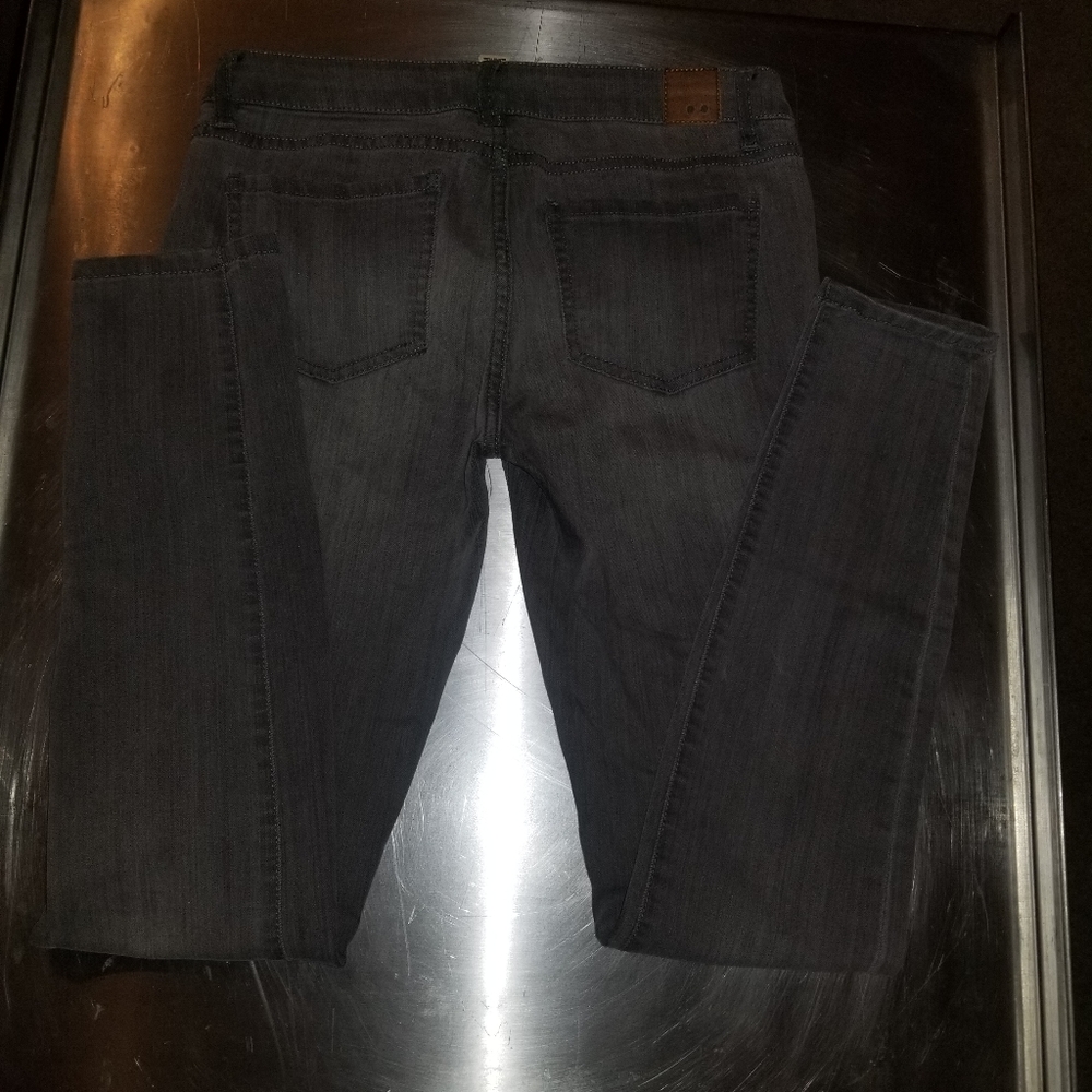 Grey skinny jeans